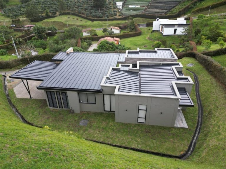 Casa en Venta en Parcelación Vía don Diego – La Ceja, El Retiro