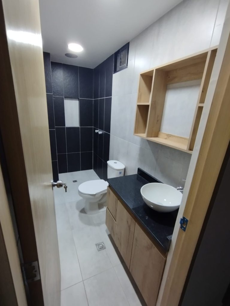 Apartamento en Venta, Sector Barrio Comuneros, El Peñol