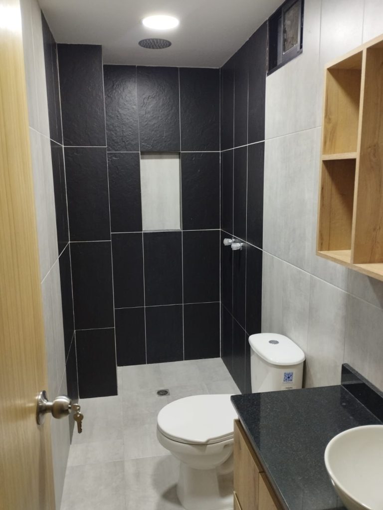 Apartamento en Venta, Sector Barrio Comuneros, El Peñol