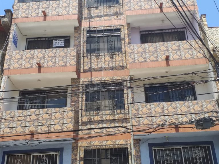 SE ARRIENDA APARTAESTUDIO EN MOLINARES, BELLO