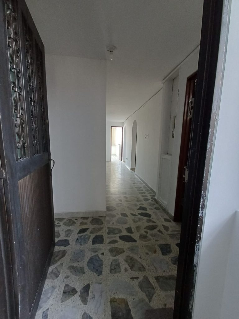 ARRENDO APARTAMENTO AMPLIO EN EL CENTRO DE PEREIRA