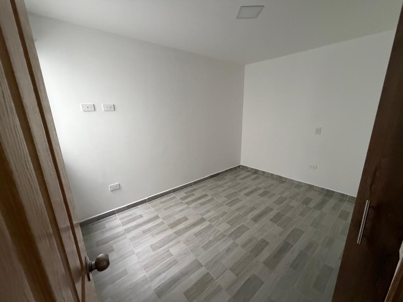 APARTAMENTO PRIMER PISO EN ARRIENDO EN EL CARMEN BARRIO ALAMEDA