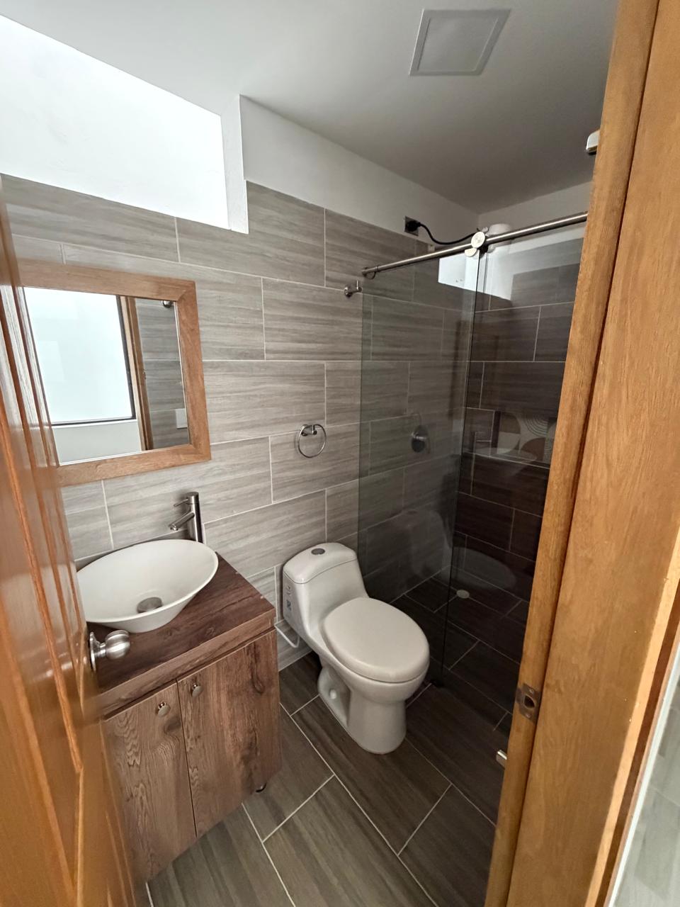 APARTAMENTO PRIMER PISO EN ARRIENDO EN EL CARMEN BARRIO ALAMEDA