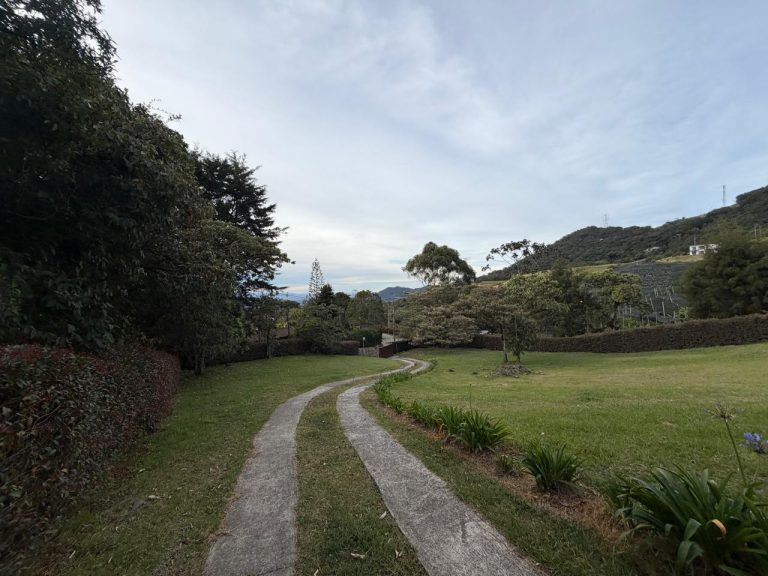 FINCA EN ARRIENDO EN LA CEJA, ESPECTACULAR VISTA A 15 MIN DEN CENTRO