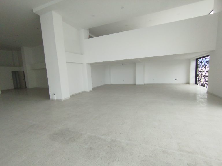 ARRIENDO LOCAL CHIPRE MANIZALES | 386MTS2