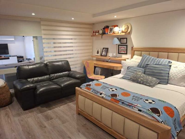 Arriendo Espectacular Casa de 387 m² en Santa Bárbara Alta -11-