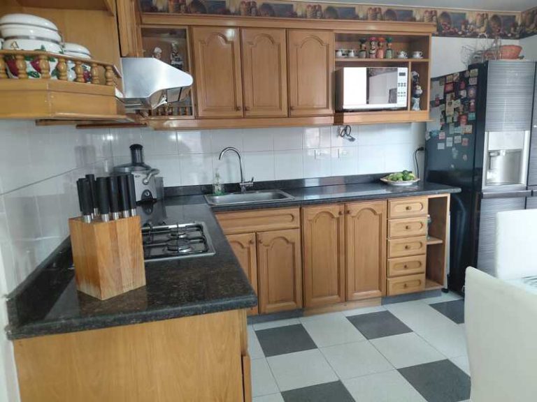 Arriendo Apto Amoblado Club House Vista al Country La Carolina -11-