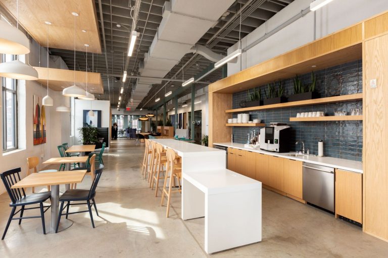 Alquiler de oficinas bellamente diseñadas para 1 persona en Bogota, 86 Once