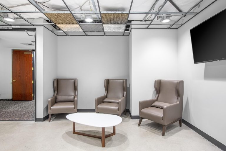 Espacio de oficina en renta para 4 personas en Bogota, 99 Trece