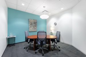 Generic_Large_meeting_room_07_wbzjpy.jpg