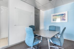 Generic_Large_meeting_room_13_irsvho.jpg