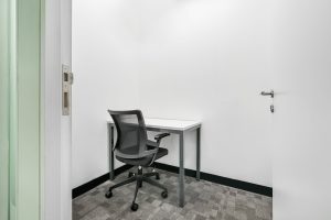 Generic_Small_Office_09_v0vdfy.jpg