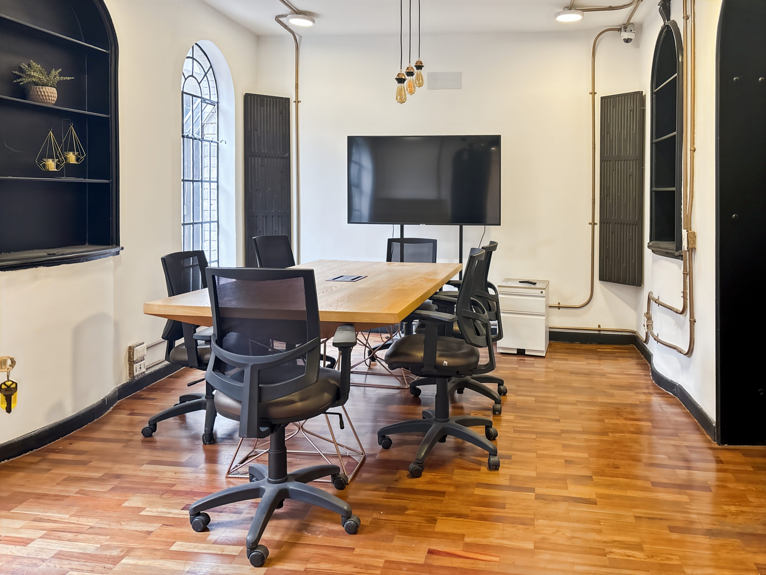 HQ_Bogota_Casa_Rosada_Colombia_Centre_10377_Meeting_Room_1_couuqu.jpg