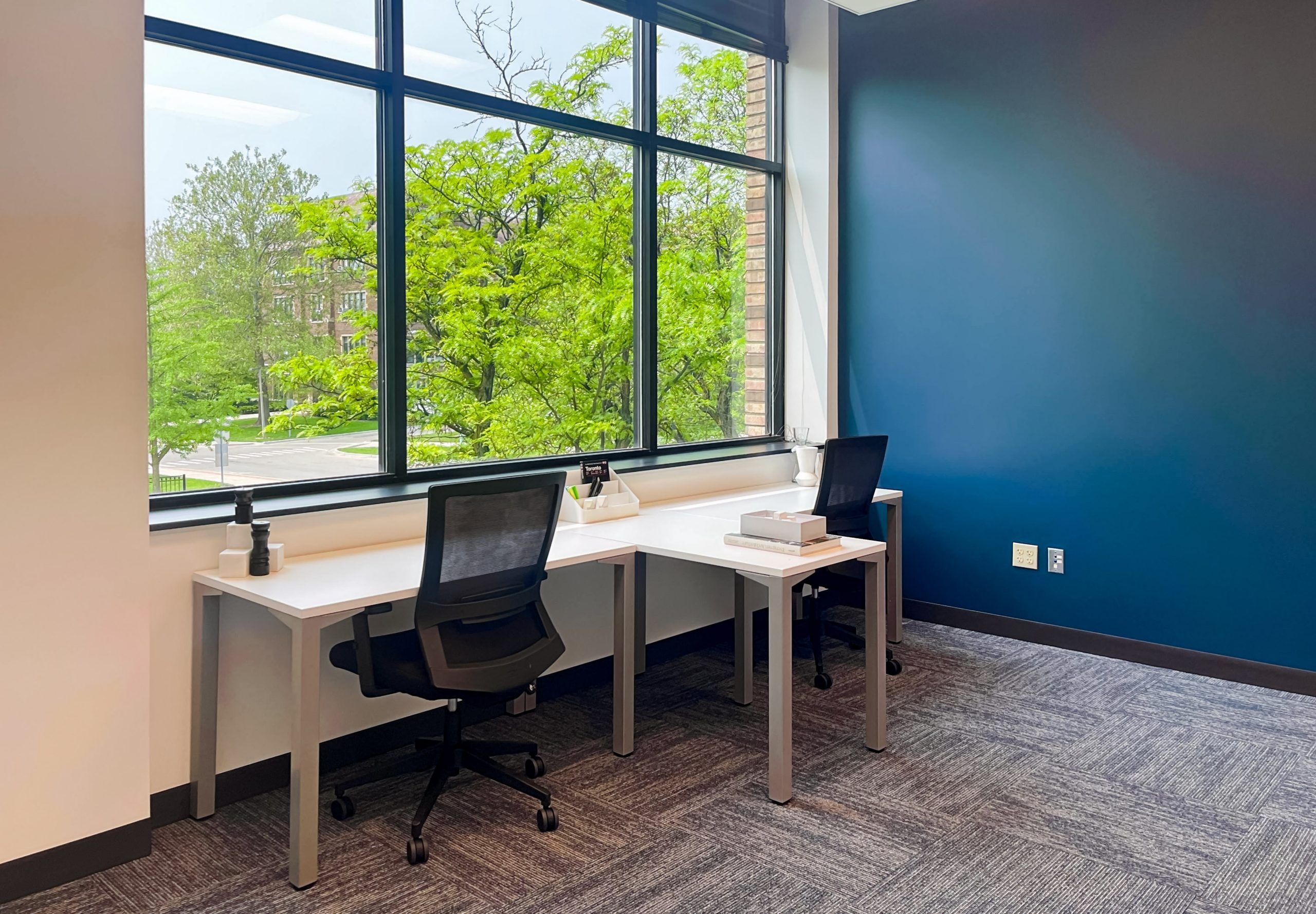 HQ_MI_East_Lansing_-_Grand_River_Centre_6182_USA_Office_3_y2fbpm.jpg