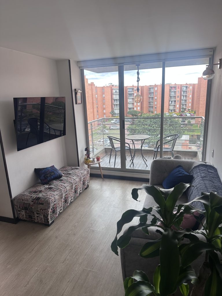 ARRIENDO Y VENTA ALAMOS PEREIRA