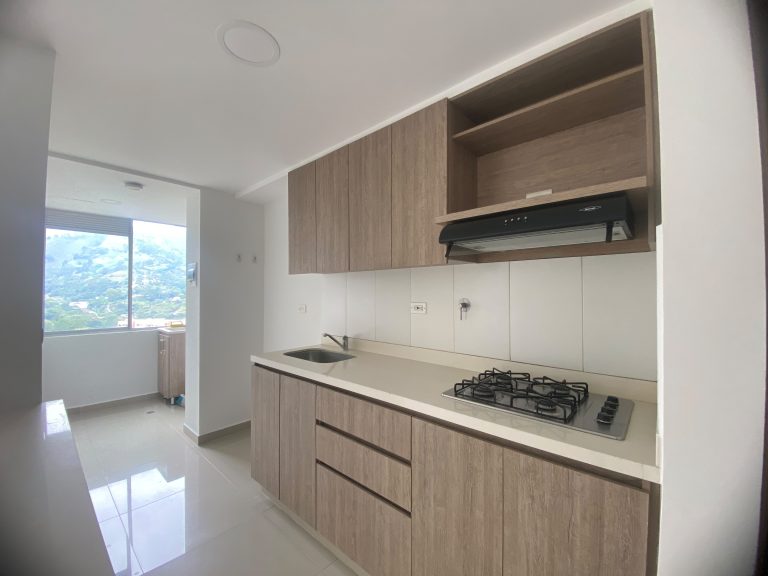 ARRIENDO DE APARTAMENTO CON VISTA PANORÁMICA EN SAN GERMAN, MEDELLÍN