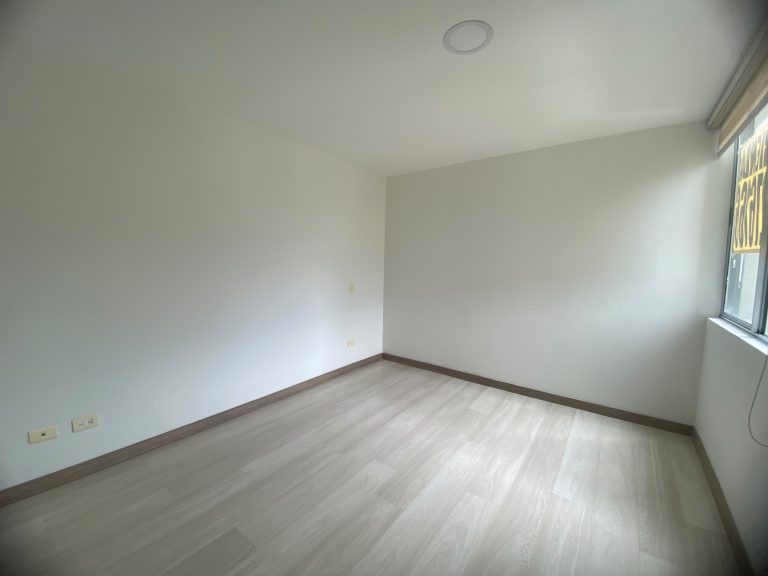 ARRIENDO DE APARTAMENTO EN EL CHINGUI, ENVIGADO VISTA PANORAMICA