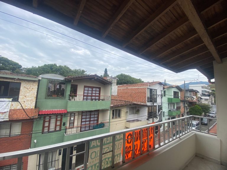 ACOGEDOR APARTAMENTO EN ARRIENDO EN BELEN LA GLORIA, MEDELLÍN