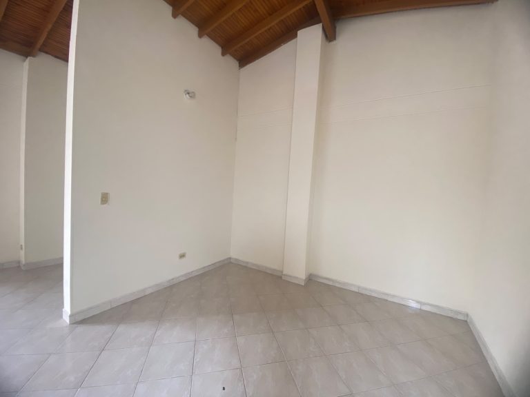 ACOGEDOR APARTAMENTO EN ARRIENDO EN BELEN LA GLORIA, MEDELLÍN