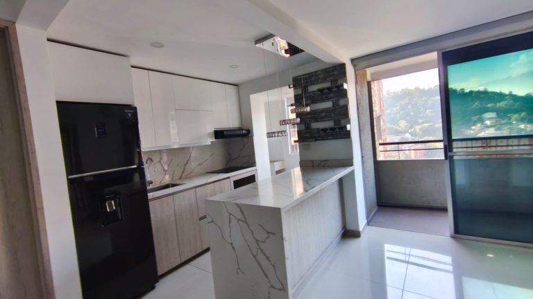 ARRIENDO DE APARTAMENTO CON VISTA PANORÁMICA EN SAN GERMAN, MEDELLÍN