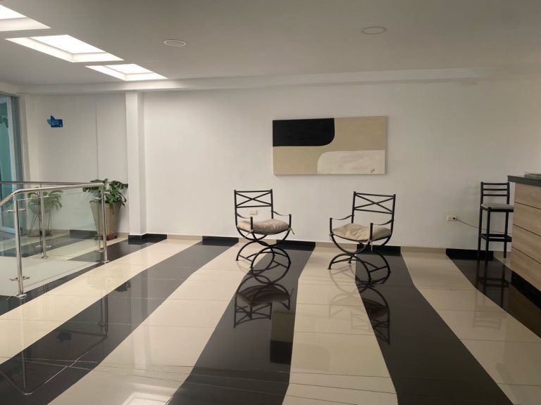 Arriendo Apartaestudio cerca al Parque de la Electrificadora