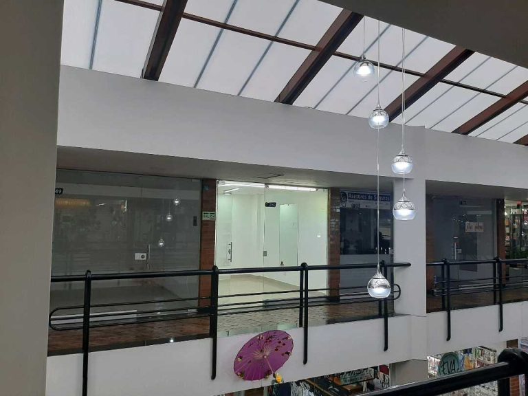 ARRIENDO LOCAL CTRO CIAL SORPRESAS 11m