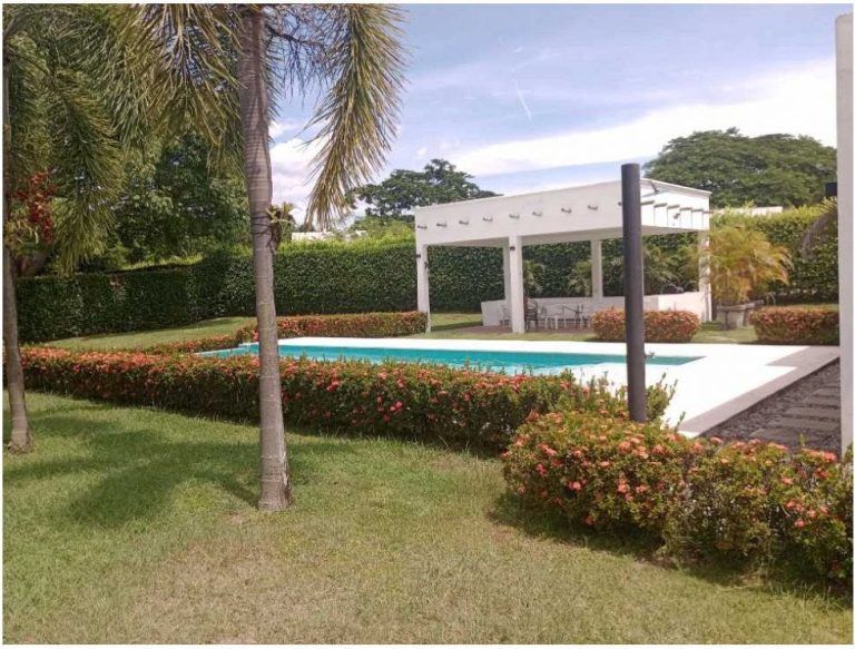 Alquiler por meses casa finca Santa Fe de Antioquia