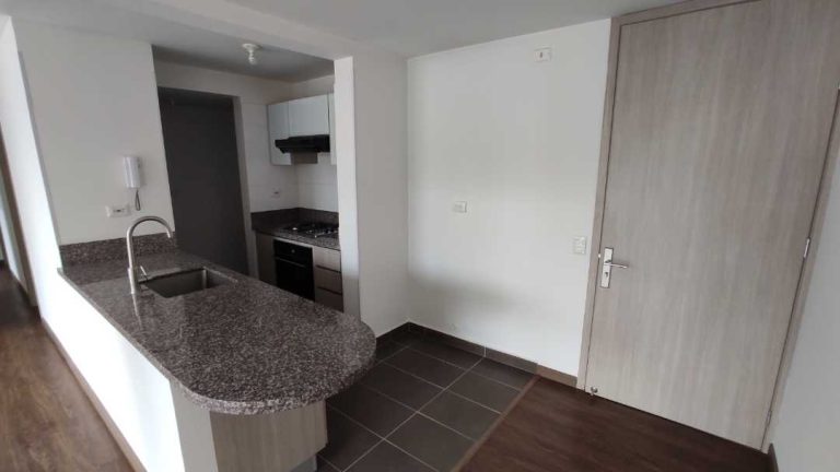 CAJICA, EL CORTIJO, 76 M2, BALCÓN, ASCENSOR