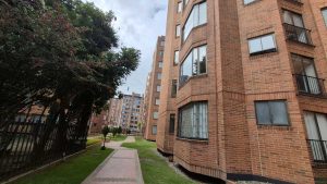 vendo_apartamento_exterior_3_h_1784682223-8246_523.jpeg