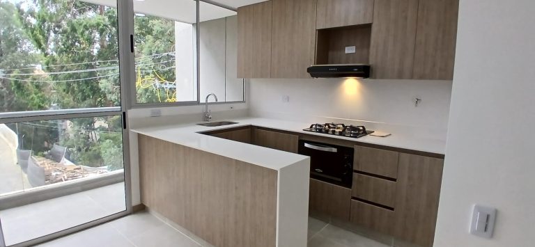 Se arrienda apartamento ubicado en el municipio de La Ceja Antioquia.