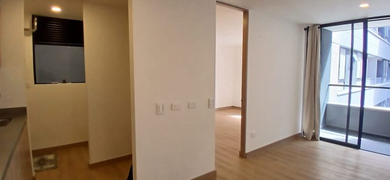 Se arrienda apartamento ubicado en el municipio de La Ceja Antioquia.