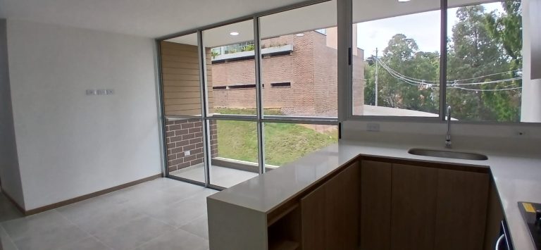 Se arrienda apartamento ubicado en el municipio de La Ceja Antioquia.