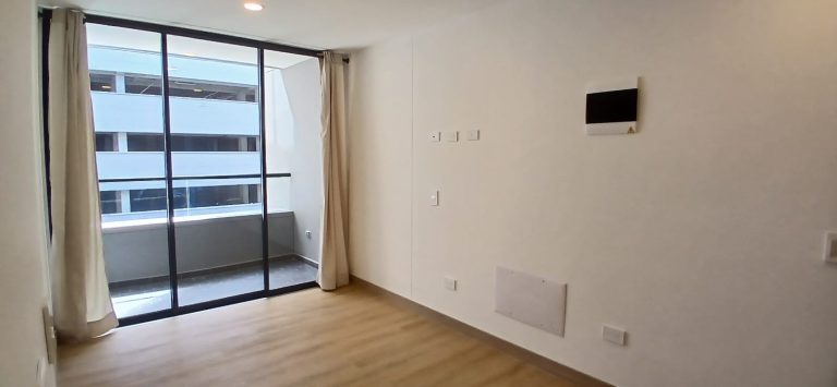 Se arrienda apartamento ubicado en el municipio de La Ceja Antioquia.