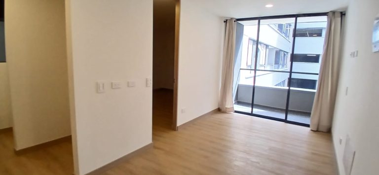 Se arrienda apartamento ubicado en el municipio de La Ceja Antioquia.