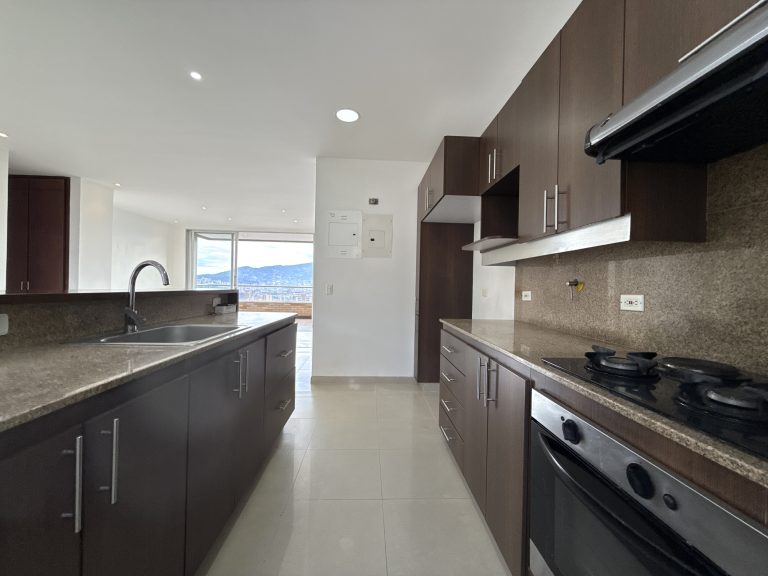 RENTA APARTAMENTO LAS SANTAS POBLADO