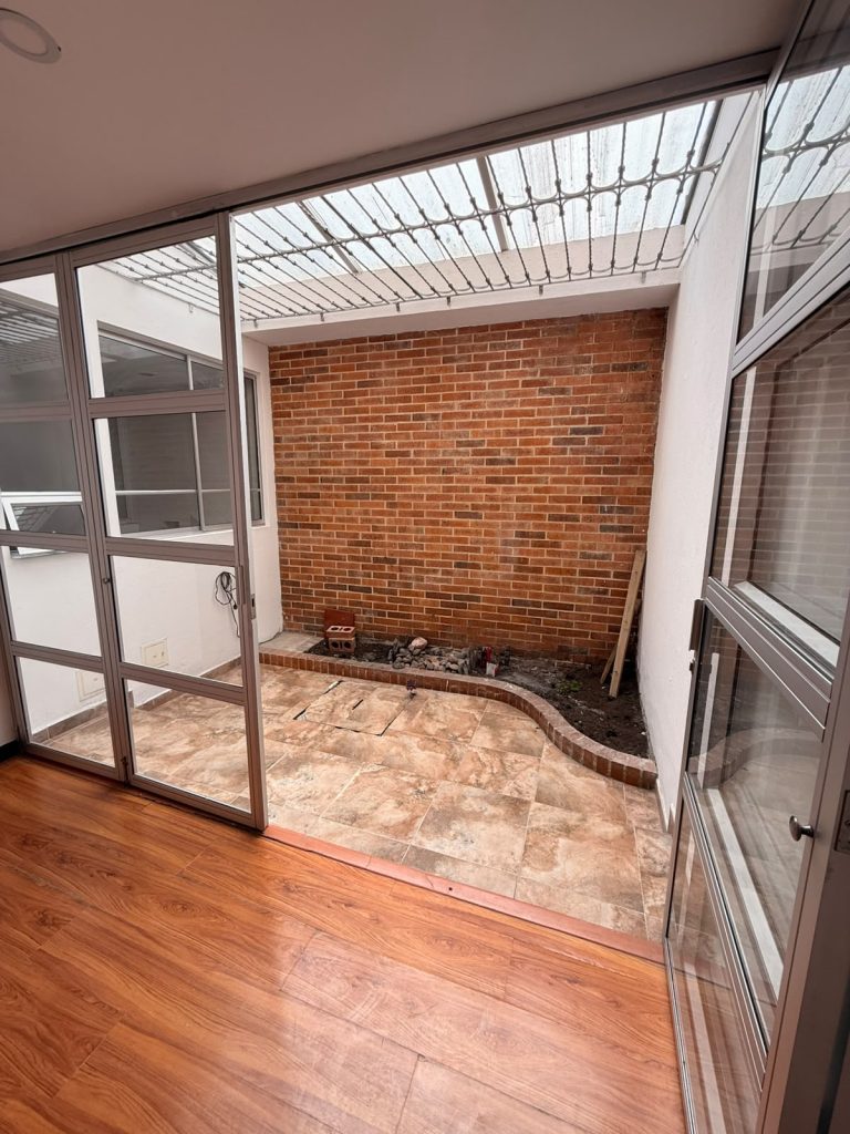 CASA EN ARRIENDO COTA URBANA, $3.000.000