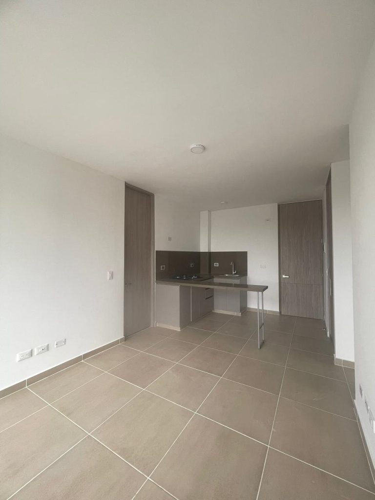 COUTRY RESERVADO TORRE 6 APTO 408