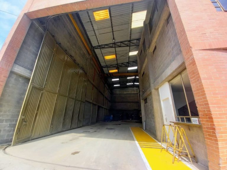 BODEGA INDUSTRIAL EN ARRIENDO – VALLADOLID