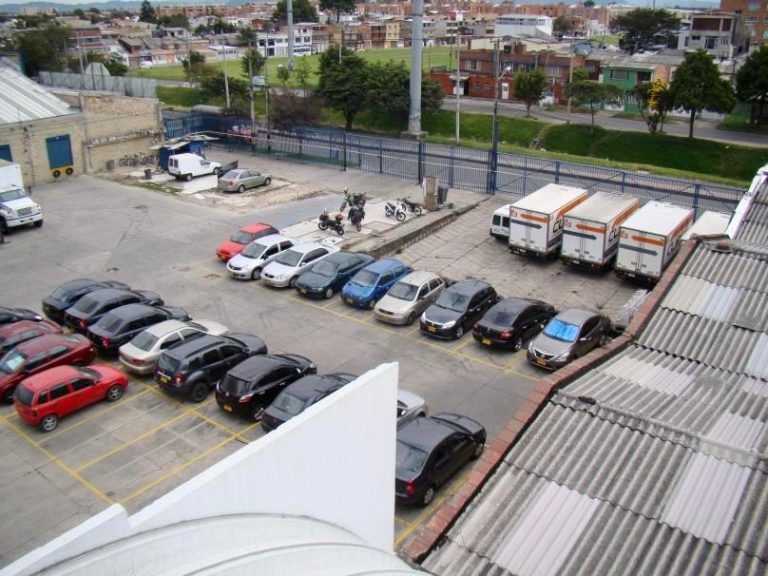 LOTE INDUSTRIAL DE 3.360 m2 EN ARRIENDO – SECTOR ALAMOS – ENGATIVA