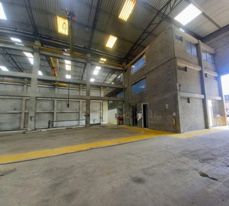 BODEGA INDUSTRIAL EN ARRIENDO – VALLADOLID