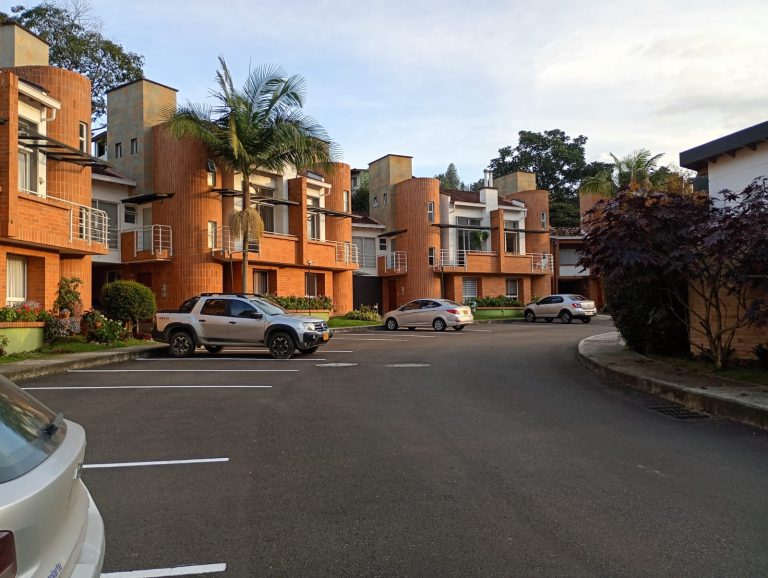 Casa en arriendo, El Retiro.