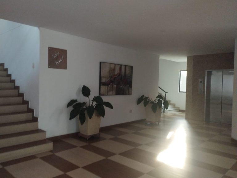 APARTAMENTO DUPLEX CERCA AL PARQUE VENEZUELA