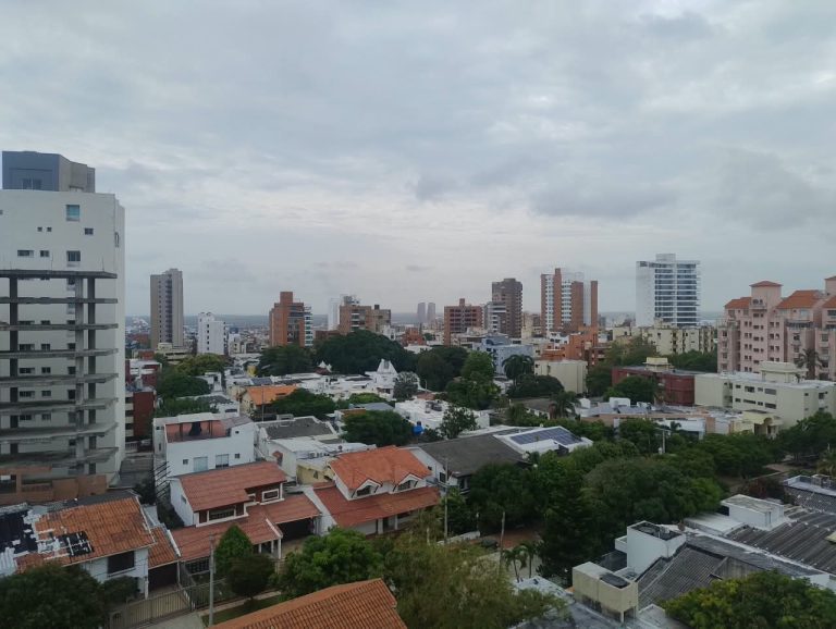 Apartamento Duplex amoblado en Altos de Riomar