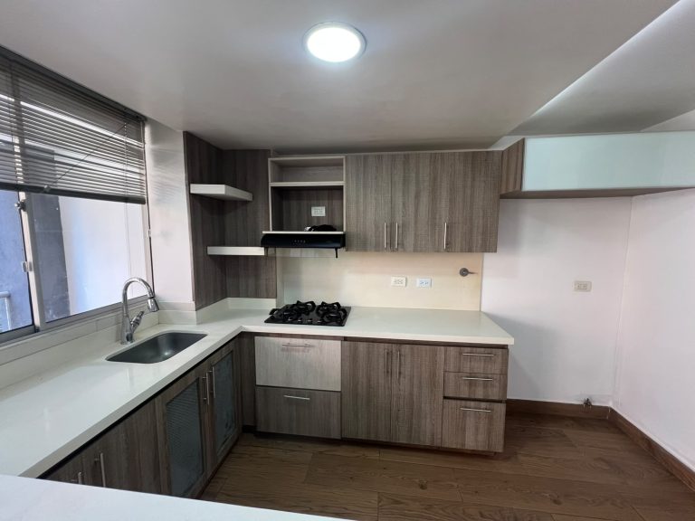 Apartamento en Arriendo en Belen La Palma, Medellín