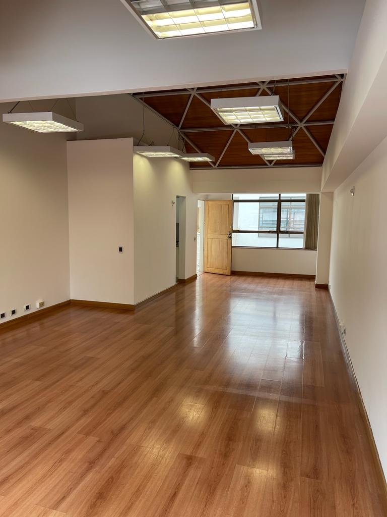 Oficina en Arriendo