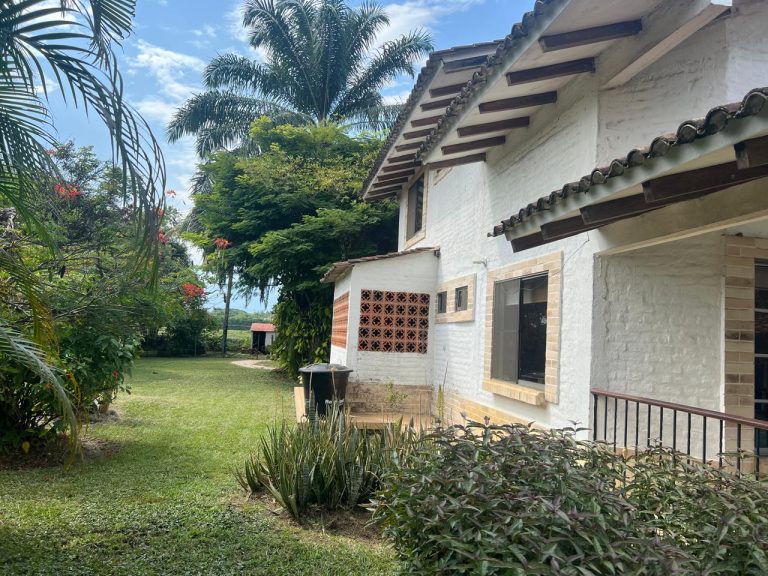 SE VENDE CASA CONDOMINIO LA MORADA INVERSIONISTAS SOÑADORES