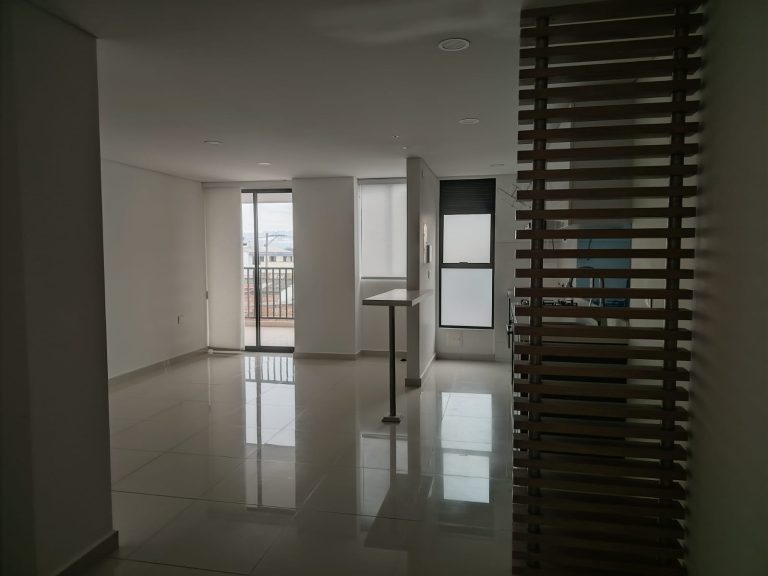 SE ARRIENDA O VENDE APARTAMENTO EDIFICIO SLAVIA-ALTICO