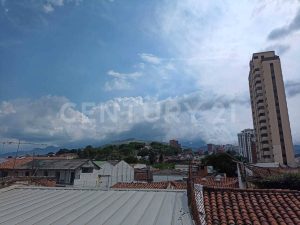 62f47549d7a41.jpg