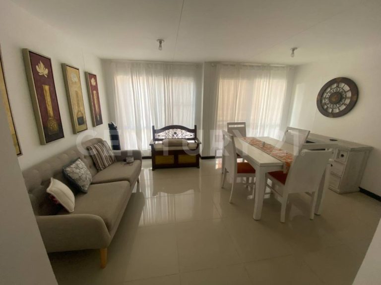 Casa amplia primer piso Barrio primero de mayo sur cali