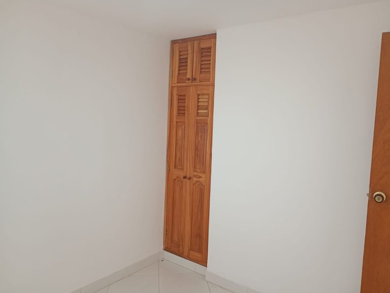 CASA EN ARRIENDO PRIMER PISO, EN LA CEJA ANTIOQUIA